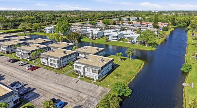 384 Saxony H, Delray Beach, FL 33446