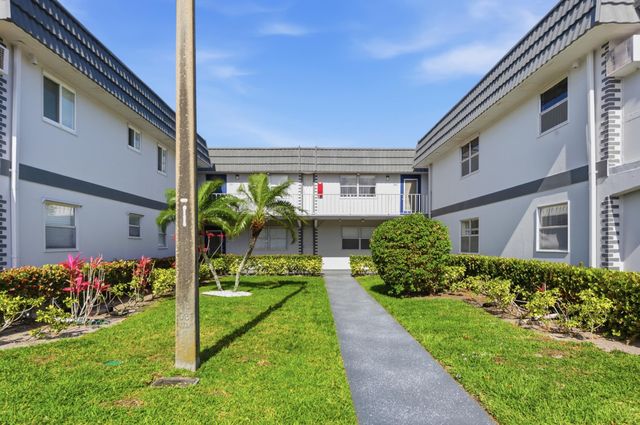384 Saxony H, Delray Beach, FL 33446