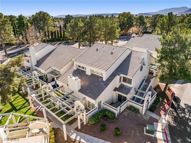 2748 Lodestone Drive, Las Vegas, NV 89117