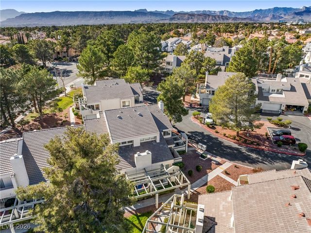 2748 Lodestone Drive, Las Vegas, NV 89117