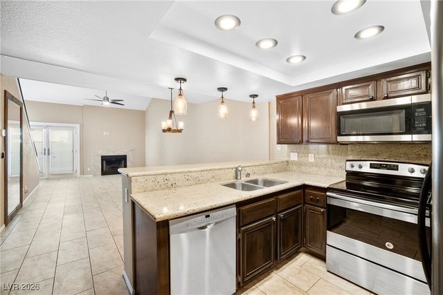 2748 Lodestone Drive, Las Vegas, NV 89117