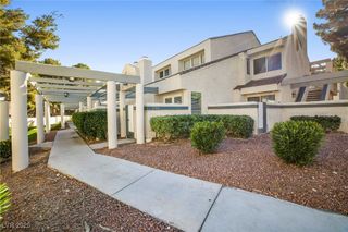 2748 Lodestone Drive, Las Vegas, NV 89117