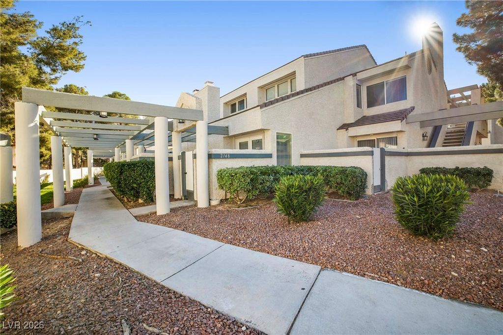 2748 Lodestone Drive, Las Vegas, NV 89117
