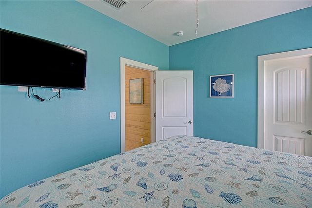 1617 S Station St 7, Port Aransas, TX 78373