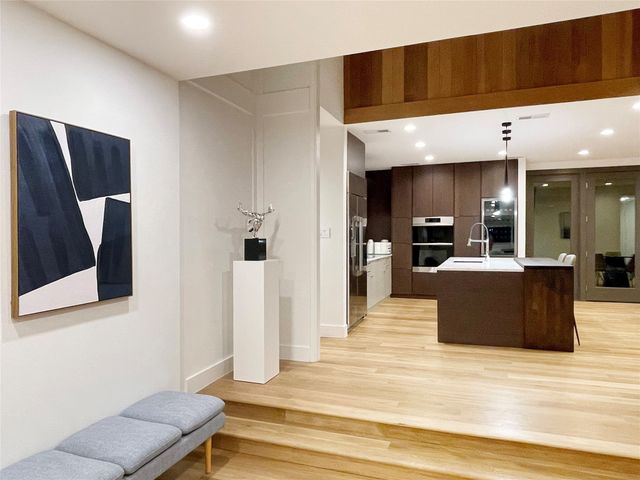 6802 Bert Lane, Dallas, TX 75240