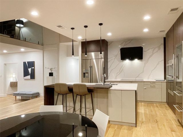 6802 Bert Lane, Dallas, TX 75240