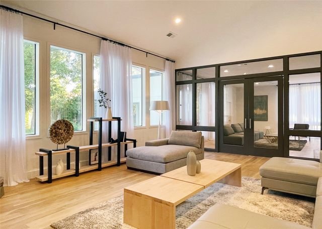 6802 Bert Lane, Dallas, TX 75240