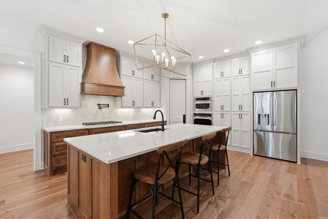 2940 Orchard View Drive, Conway, AR 72034