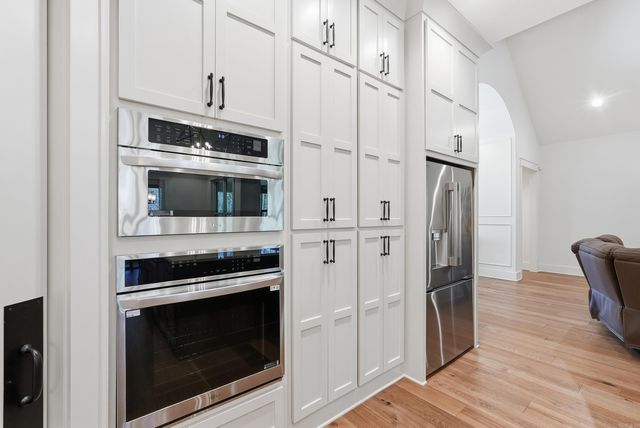 2940 Orchard View Drive, Conway, AR 72034