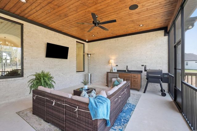 2940 Orchard View Drive, Conway, AR 72034