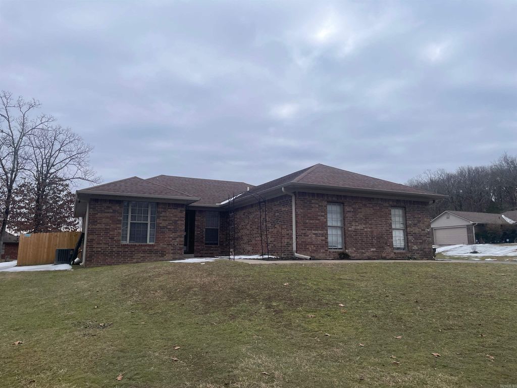 1890 Milestone, Conway, AR 72034