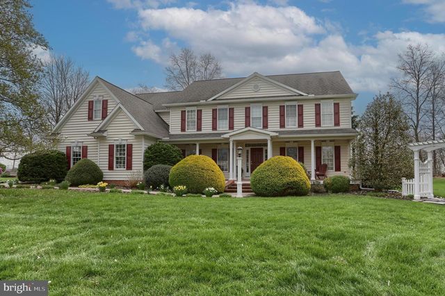 6516 SCHOOLHOUSE RD, Hershey, PA 17033