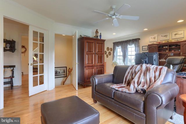 6516 SCHOOLHOUSE RD, Hershey, PA 17033