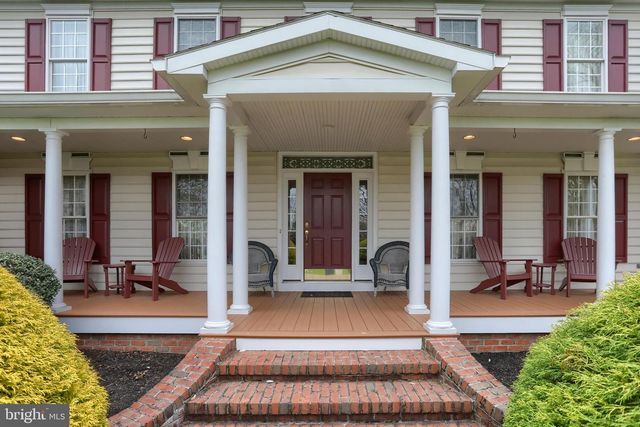 6516 SCHOOLHOUSE RD, Hershey, PA 17033