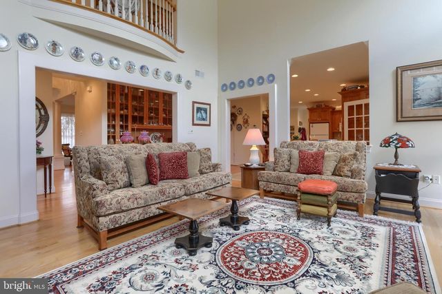 6516 SCHOOLHOUSE RD, Hershey, PA 17033