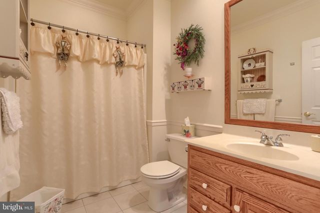 6516 SCHOOLHOUSE RD, Hershey, PA 17033