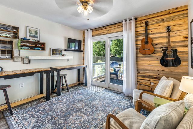 133 Mohican Avenue, Houghton Lake, MI 48629