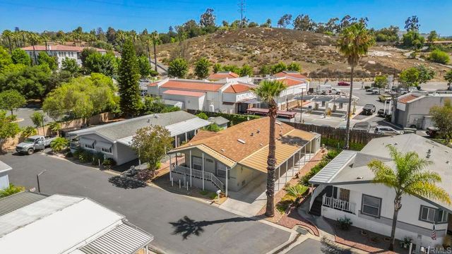 525 W El Norte Parkway 301, Escondido, CA 92026