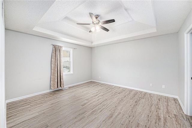 7123 N Brooklyn Avenue, Gladstone, MO 64118