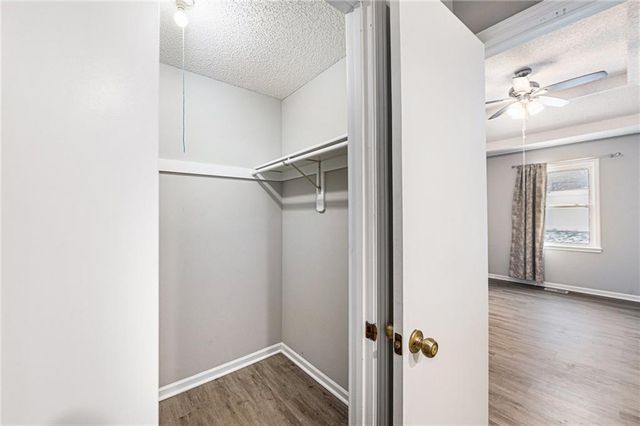 7123 N Brooklyn Avenue, Gladstone, MO 64118