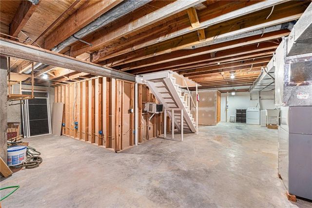 7123 N Brooklyn Avenue, Gladstone, MO 64118