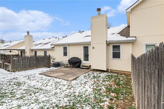 7123 N Brooklyn Avenue, Gladstone, MO 64118