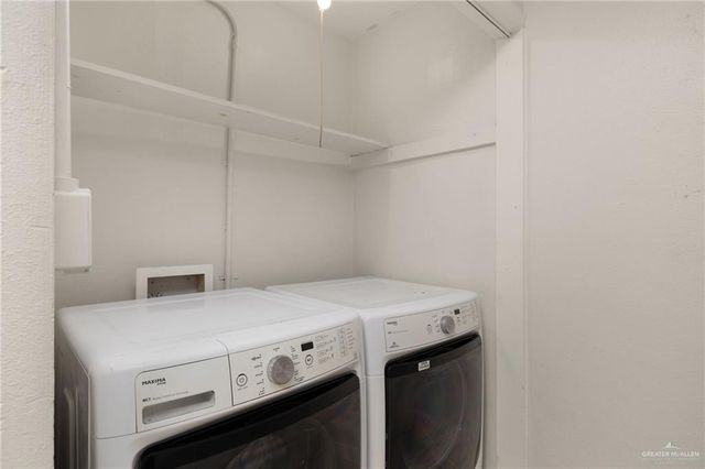 519 S 4th Avenue, Edinburg, TX 78539