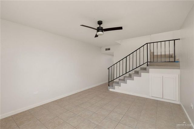 519 S 4th Avenue, Edinburg, TX 78539