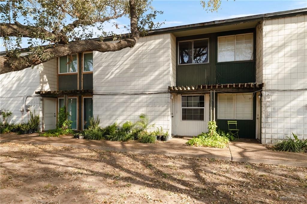 519 S 4th Avenue, Edinburg, TX 78539