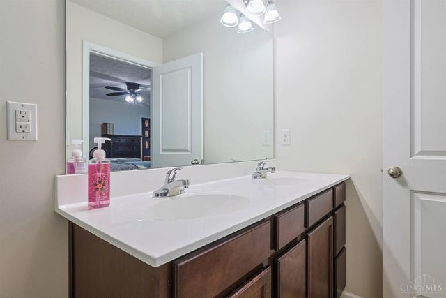 1484 Deters Drive, Harrison, OH 45030