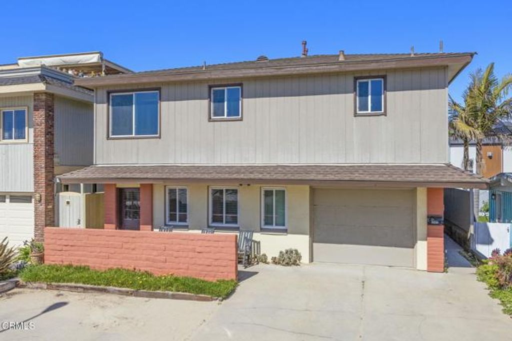 1081 Brockton Lane A, Ventura, CA 93001