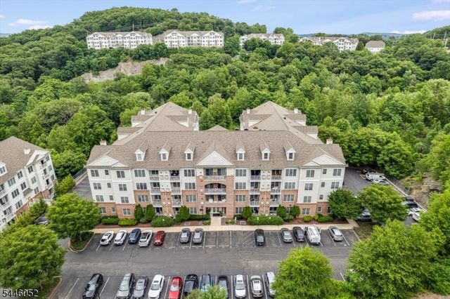 7312 Coventry Ct 312, Riverdale Boro, NJ 07457