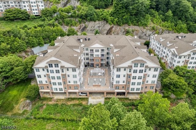 7312 Coventry Ct 312, Riverdale Boro, NJ 07457