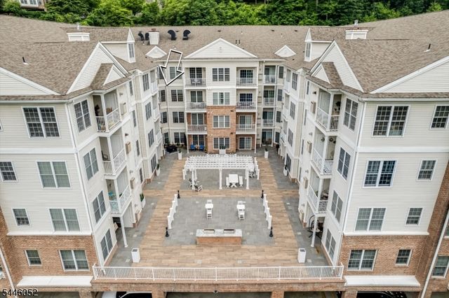 7312 Coventry Ct 312, Riverdale Boro, NJ 07457