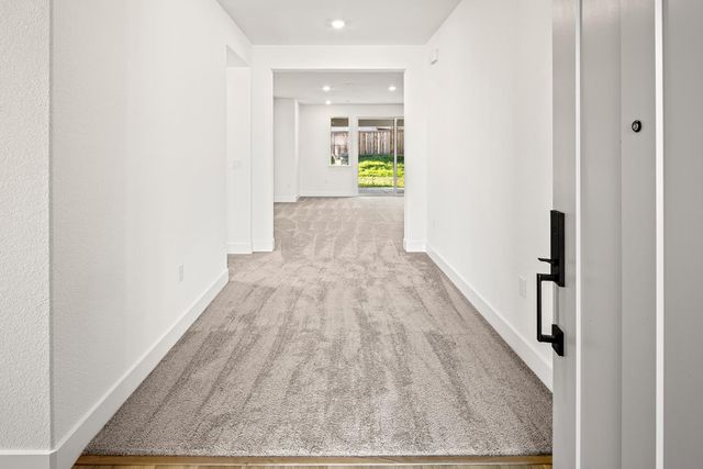 2425 Briar Meadow Cir, Auburn, CA 95603