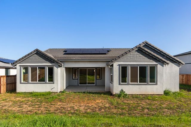 2425 Briar Meadow Cir, Auburn, CA 95603