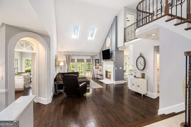6300 Brookside Place, Roswell, GA 30076