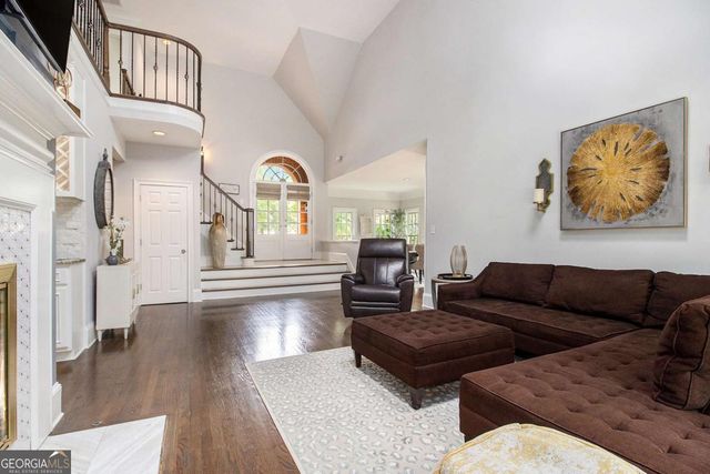 6300 Brookside Place, Roswell, GA 30076