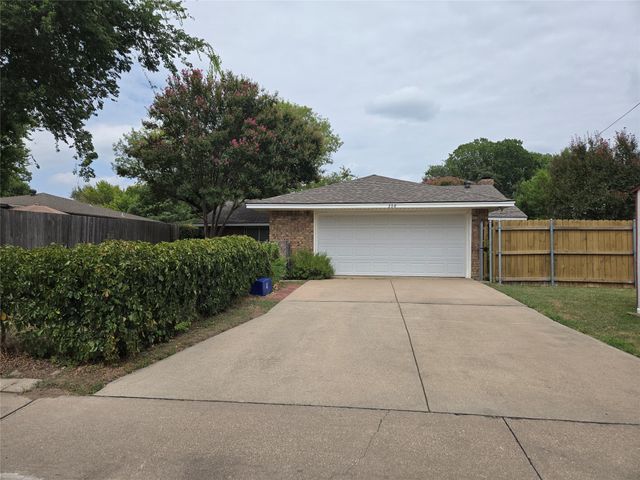 238 Linda Lane, Duncanville, TX 75137