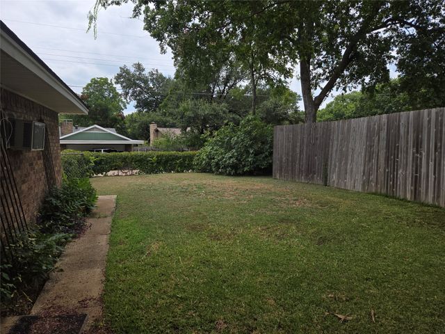 238 Linda Lane, Duncanville, TX 75137
