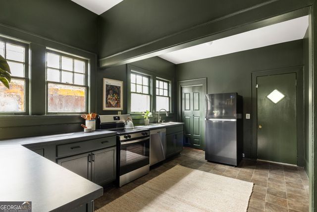 1666 Rogers Avenue SW, Atlanta, GA 30310