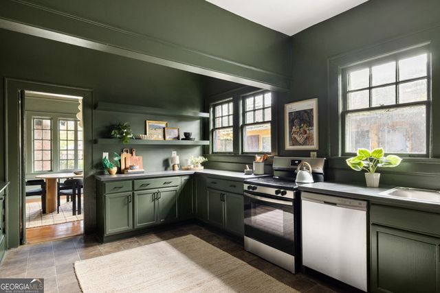 1666 Rogers Avenue SW, Atlanta, GA 30310