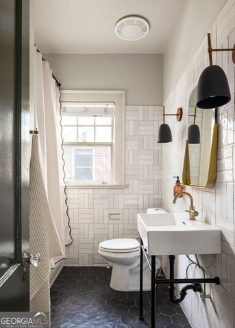 1666 Rogers Avenue SW, Atlanta, GA 30310