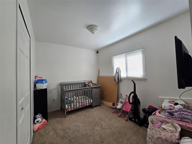 2032 Bart Avenue, Warren, MI 48091