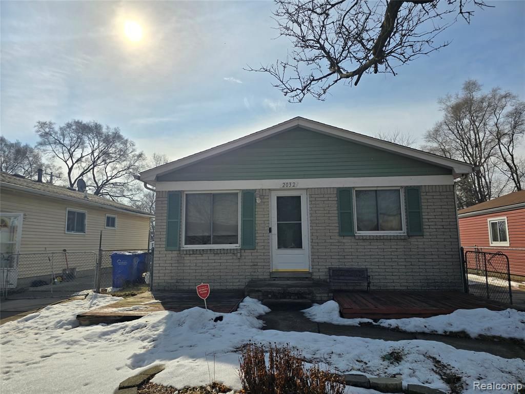 2032 Bart Avenue, Warren, MI 48091