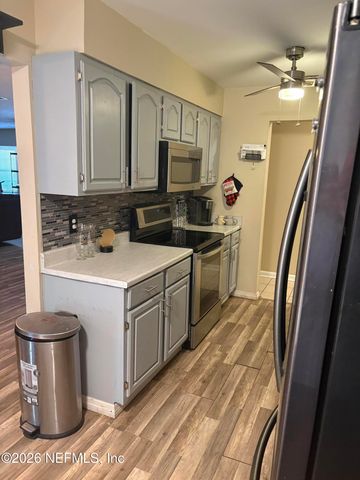 1154 HICKORY Cove, Jacksonville, FL 32221