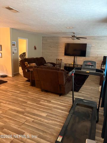 1154 HICKORY Cove, Jacksonville, FL 32221