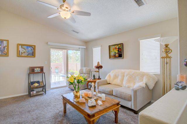 7217 Skagway Drive NE, Rio Rancho, NM 87144