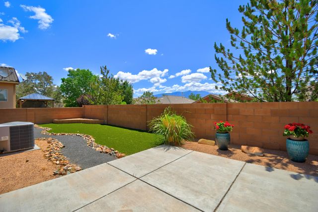 7217 Skagway Drive NE, Rio Rancho, NM 87144