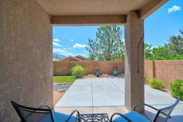 7217 Skagway Drive NE, Rio Rancho, NM 87144